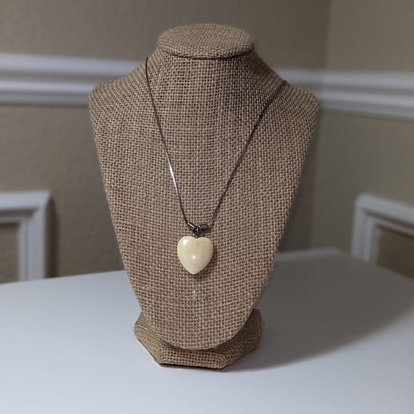 Heart Pendant & Silver 14" Necklace - Picture 8 of 8